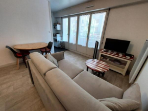 Résidence Le Commodore - Agréable studio au coeur de la ville, quartier animé ! MAE-7864
